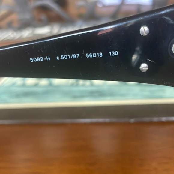 🌟🌟HOST PICK🌟🌟Chanel Black Sunglasses has a prescription in them, - Picture 6 of 9